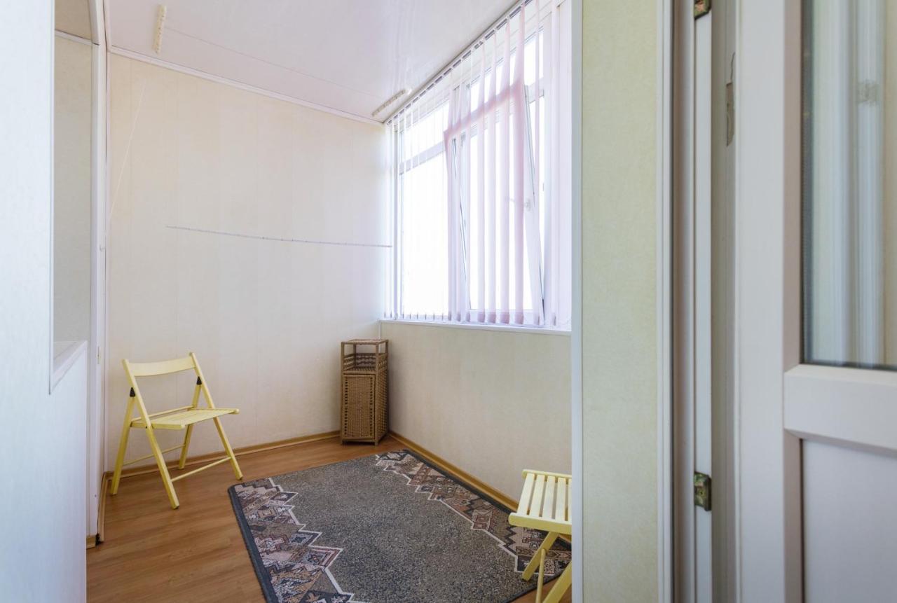 Apartments On Darnitsa Kijev Kültér fotó